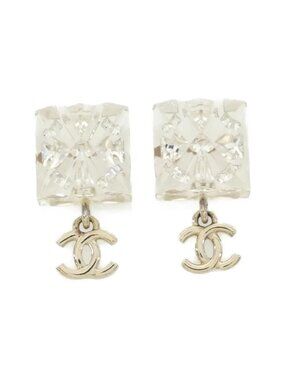 Chanel Earrings Gold